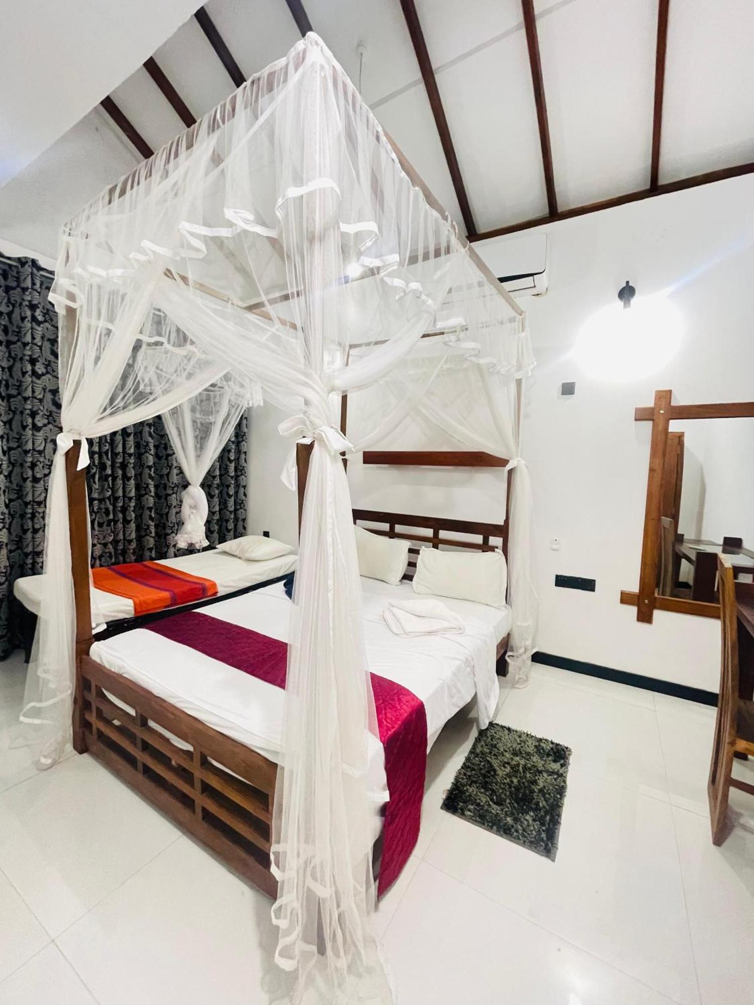 Sigiri Holiday Bungalow Sigiriya Dış mekan fotoğraf